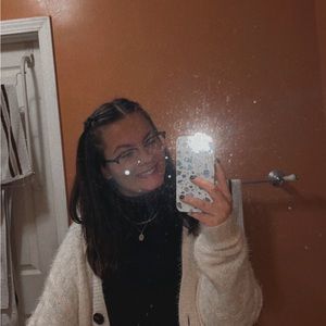 Meet your Posher, Kourtney